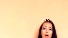 Amateur Hottie Solo Masturbation