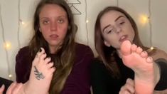 Retro lesbian foot fetish