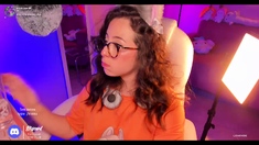Hot brunette from squirt masturbating on webcam