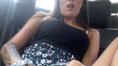 Amateur Hottie Solo Masturbation