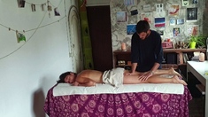 Amateur whorish brunette Bailey Brooks with