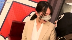 First appearance as a real amateur! A working D-cup new