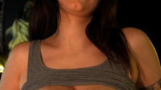 Omege japanese girl with big boobs on cams